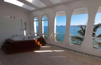 Vista total do mar!!! belíssimo apartamento, 03 suítes, varanda na sala, em frente ao mar, em condomínio fechado!!! oportunidade!!!
