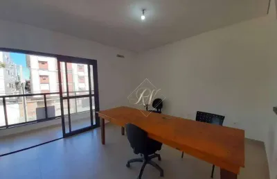 Sobreposta alta, com sacada, 2 dormitórios, excelente acabamento, na cidade de santos!!!