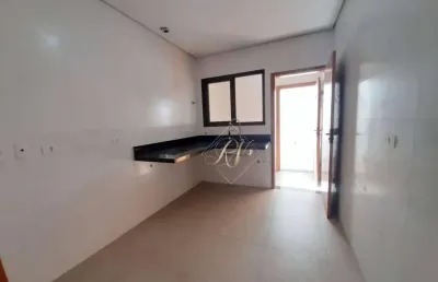 Quintal privativo, sobrado térrea, excelente acabamento, 2 dormitórios na cidade de santos!!!