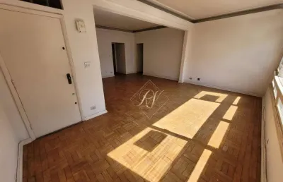 A 2 quadras da praia: enorme apartamento de 3 dormitórios, de frente e com vaga de garagem no boqueirão (santos)!!!