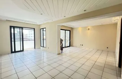 Maravilhoso apartamento amplo na quadra praia, no bairro do embaré!!!