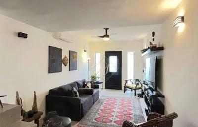 Casa linda, pronto para morar, na ponta da praia em santos!!!