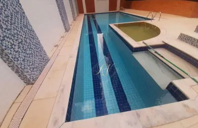 Oportunidade!! apartamento com 3 dormitórios, sacada na sala com vista mar, à 1 quadra da praia do embaré em santos!!!