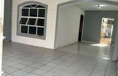 Casa com 3 quartos à venda na Rua Roque Pensa Pereira, 28, Jardim Maria Antônia Prado, Sorocaba
