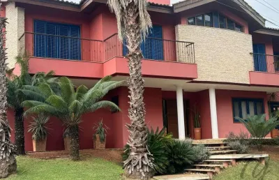 Casa de esquina no lago da boa vista – 4 suítes e piscina