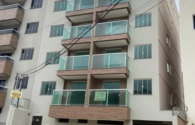 Excelente apartamento 2 quartos com elevador bom jardim frentre a praça