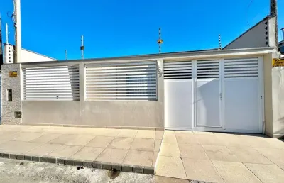 Casa com 3 quartos à venda na vila paranaguá, paranaguá  por r$ 590.000