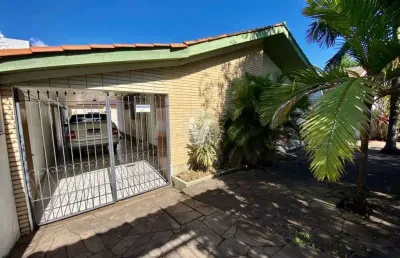Casa com 3 quartos à venda na Rua das Magnólias, 255, Patronato, Santa Maria