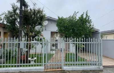 Casa localizado no bairro juscelino kubitschek na cidade de santa maria -rs