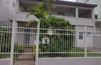 Casa  ampla bem junto ufn tudo próximo. venha conhecer esse imovel exclusivo.