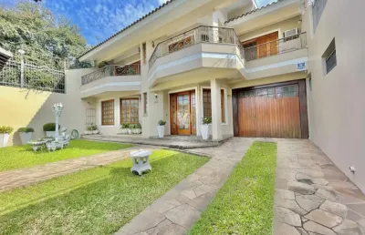 Exelente casa com 4 suítes e 661m² de área privativa!