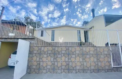 Casa com 4 quartos à venda na Rua Marfiza Franco Rosa, casa 19, Tancredo Neves, Santa Maria