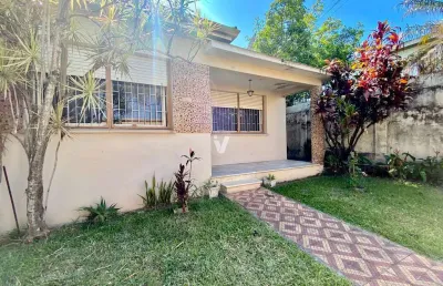 Casa com 6 quartos à venda na Rua Sete de Setembro, 706, Nossa Senhora do Perpétuo Socorro, Santa Maria