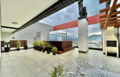 Cobertura magnífica com terraço, piscina e 3 dormitórios a 5 minutos do centro.