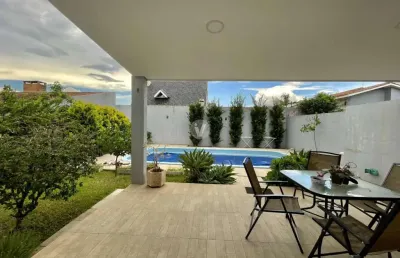 Casa ampla em residencial tranquilo e familiar de camobi, fácil acesso às faixas