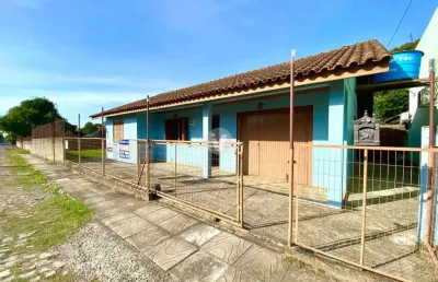 Casa com 2 quartos à venda na Rua Canadá, 121, Camobi, Santa Maria