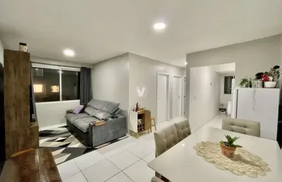 Apartamento 2 dormitórios em andar alto próximo ao hospital regional.