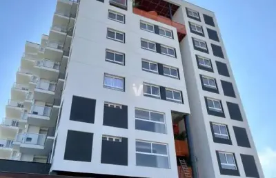 Apartamento de 2 dormitórios com localização privilegiada em camobi.