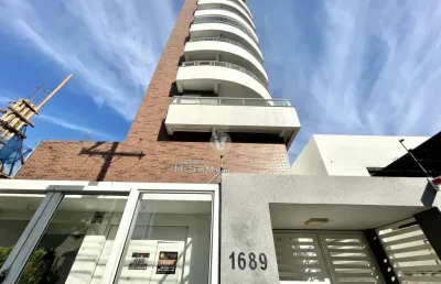 Apartamento de três dormitórios localizado no residencial isla de san martin, an