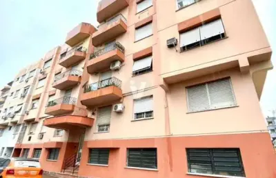 Apartamento para venda, de dois dormitório com vaga de garagem.