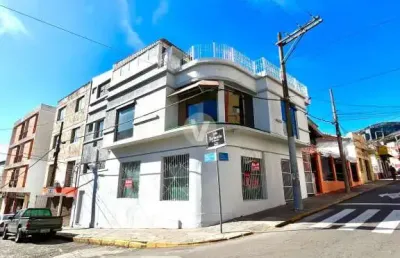 Excelente loja comercial, localizada no coração do centro de santa maria