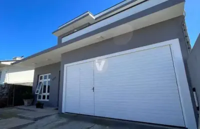 Casa com 3 quartos à venda na Rua Generoso de Almeida Rocha, 453, Juscelino Kubitschek, Santa Maria