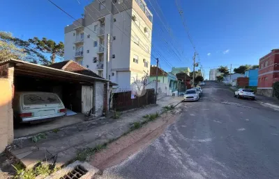 Terreno à venda na Rua Sargento Floriano Carrion, 111, Presidente João Goulart, Santa Maria