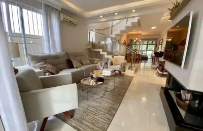Casa com 4 quartos à venda na Avenida Primeira, 557, Diácono João Luiz Pozzobon, Santa Maria