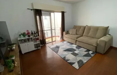 Oportunidade única! apartamento residencial central com 2 quartos + dependência!