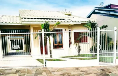 Casa com 3 quartos à venda na Rua dos Salsos, 4, Pinheiro Machado, Santa Maria
