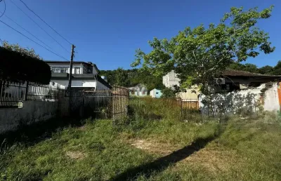 Terreno à venda na Rua Euclides da Cunha, 572, Itararé, Santa Maria