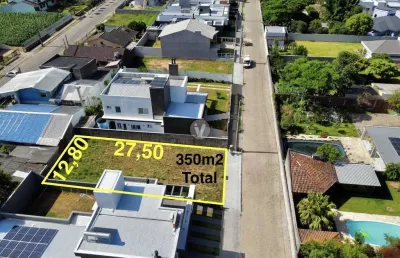 Amplo terreno com 350m2 em condomínio fechado exclusivo com apenas 20 lotes em c