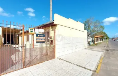 Casa com 2 quartos à venda na Avenida Oliveira Mesquita, 238, Salgado Filho, Santa Maria