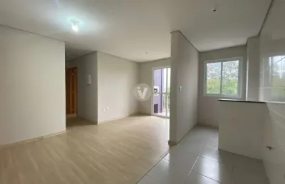 Apartamento à venda com 2 dormitórios sacada e churrasqueira, próximo a ufsm!