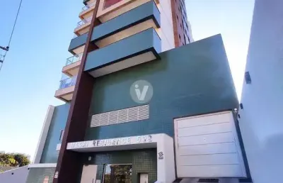 Apartamento 2 dormitórios com suíte e 2 vagas de garagem.