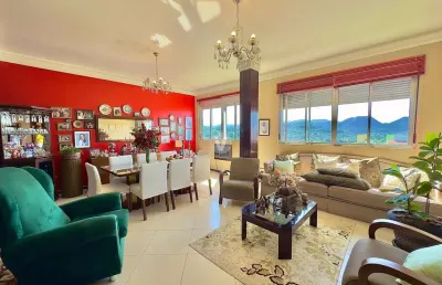 Apartamento central com 3 dormitórios , vista para os morros!!!
