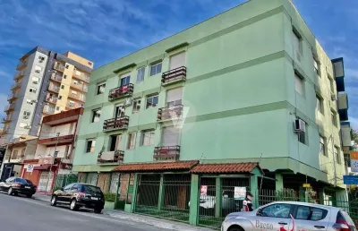 Apartamento central 3 quartos, dependência e 3 vagas de garagem no centro de san