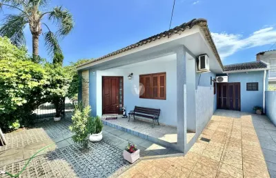 Casa com 3 quartos à venda na Rua Doutor Luiz Mallo, 70, Itararé, Santa Maria