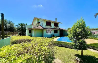 Casa no bairro camobi - 5 dormitórios e pátio amplo