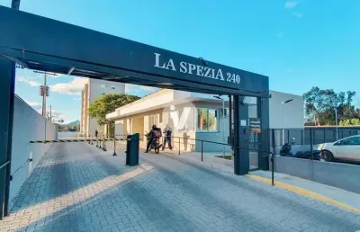 Apartamento em condomínio fechado com uma ótima infraestrutura