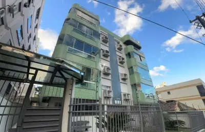 Apartamento todo mobiliado com 3 quartos, 1 vaga e 124.94m² de área privativa.