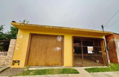 Casa com 2 quartos à venda na Rua Victor Hugo, 173, Camobi, Santa Maria