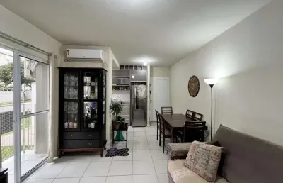 Apartamento com 2 quartos à venda na Rua Izidoro Grassi, 555, Nossa Senhora Medianeira, Santa Maria