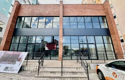 Ponto comercial para alugar na Avenida Fernando Ferrari, 1240, Nossa Senhora de Lourdes, Santa Maria
