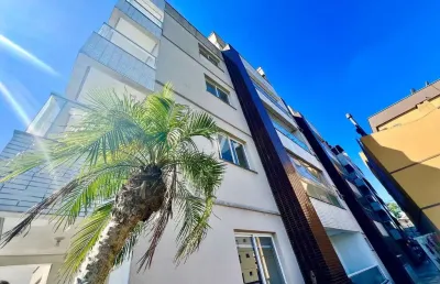 Cobertura com dois dormitórios sacada, churrasqueira e vaga de garagem!