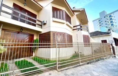 Casa com 4 quartos à venda na Rua São Francisco, 427, Nossa Senhora do Rosário, Santa Maria