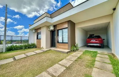 Casa com 3 dormitórios, piscina no loteamento alberto schons!