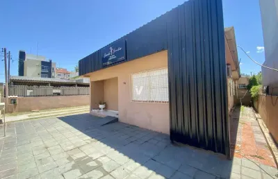 Casa com 3 dormitórios em camobi com terreno de 450m²