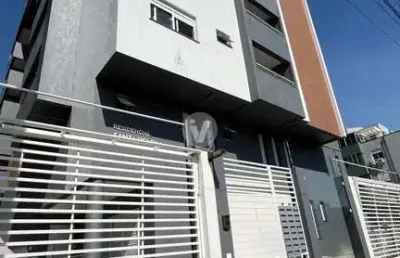 Apartamento de 2 dormitórios com suíte no bairro camobi