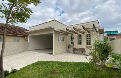 Casa com 4 quartos à venda na Rua Sete de Setembro, 117, Nossa Senhora do Perpétuo Socorro, Santa Maria